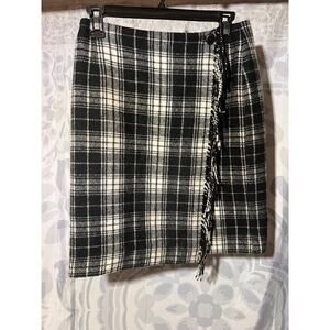 Cambridge Country Plaid Wrap Skirt Fringe Button‎ & Snap Closure Women's Size 6P